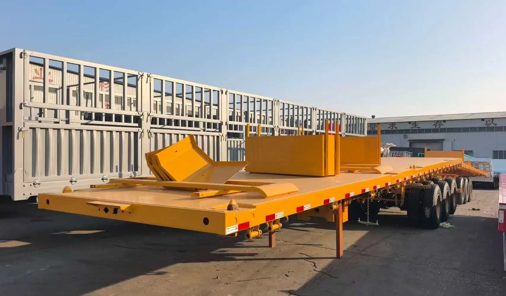 Gebruikte 3-assige dieplader oplegger voor Roro Vessel Shipping Plan
